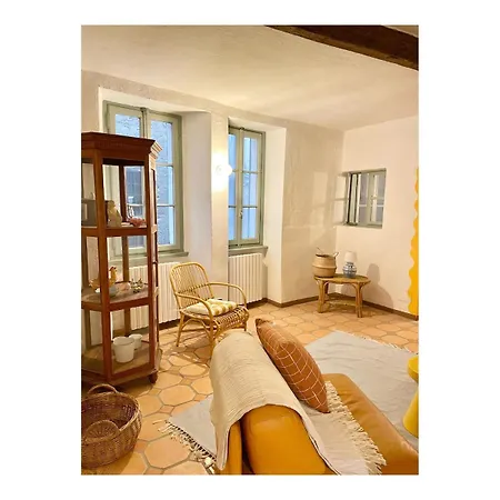 Casa Curie * モルトラージオ